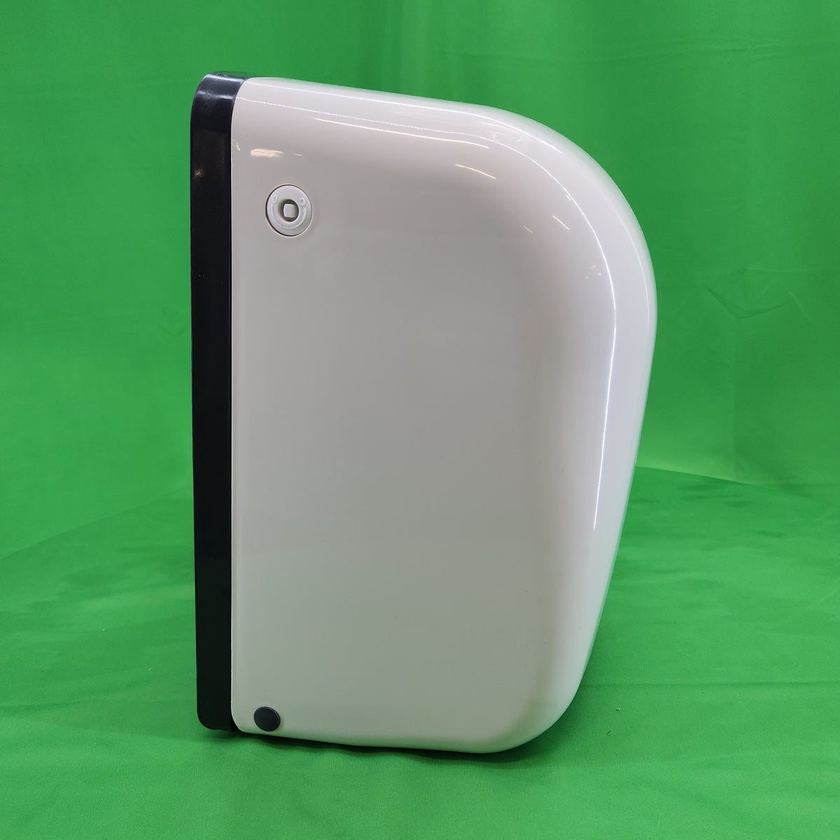 Distributeur d’essuie-mains en rouleau à coupe automatique mécanique – Evadis – capot blanc – Bon état