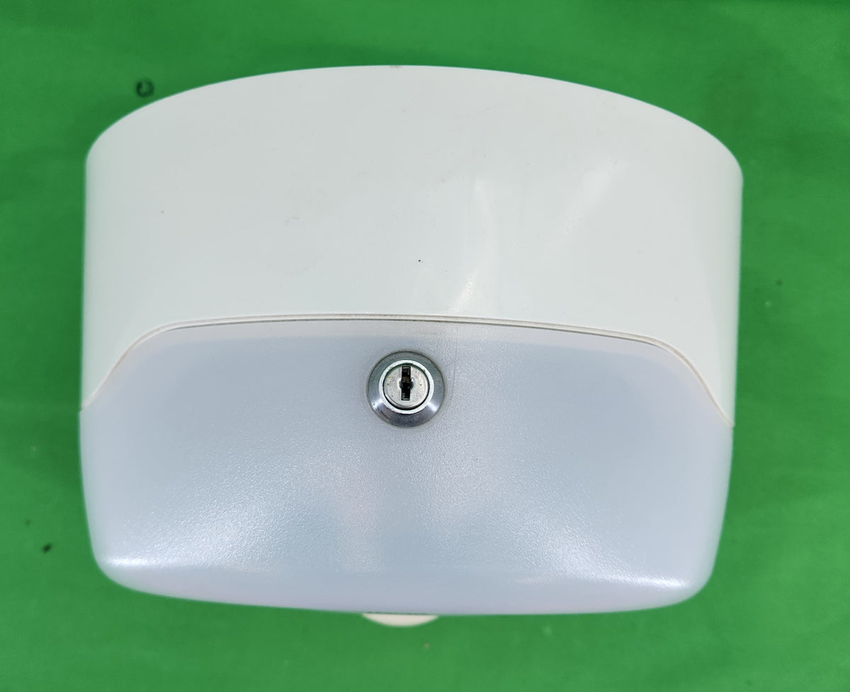 Distributeur papier toilette Tork à dévidage central – capot translucide – serrure à clé – Bon état