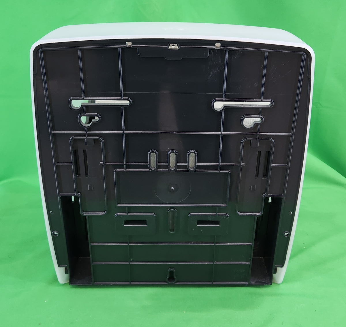 Distributeur essuie-mains en rouleau Tech Line – grande capacité – capot translucide – Bon état
