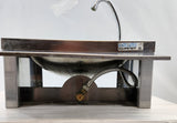 Lave-mains inox Tournus à commande fémorale (genou) – bec col de cygne – HACCP – Bon état
