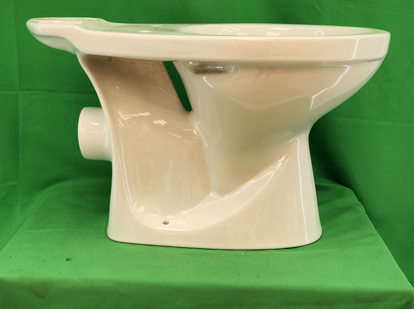 WC à poser Villeroy & Boch – Sortie horizontale – Bon état