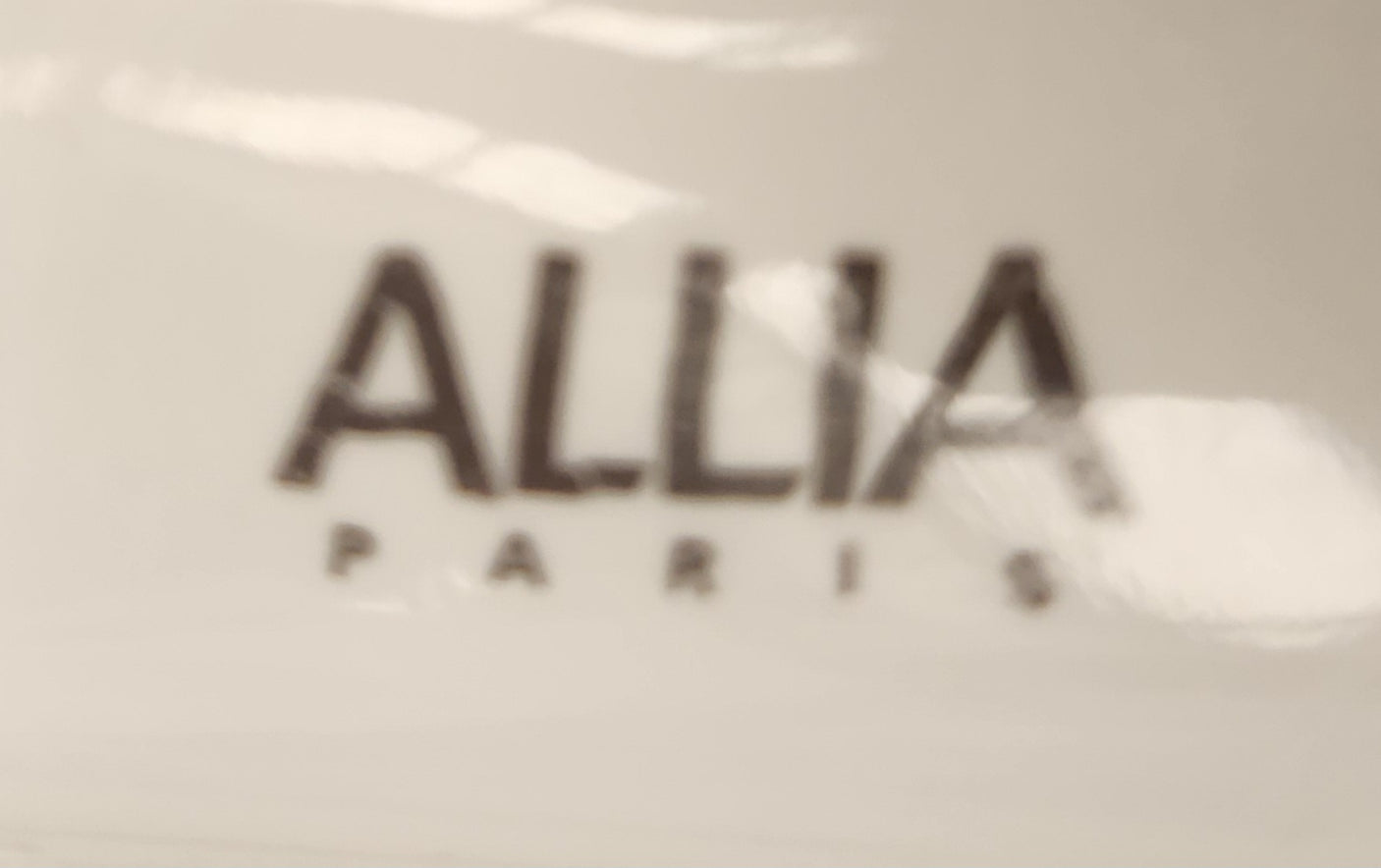 Lavabo suspendu de la marque Allia - Très bon état