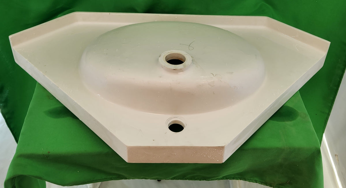 Plan vasque d’angle Varicor – blanc cassé - Bon état