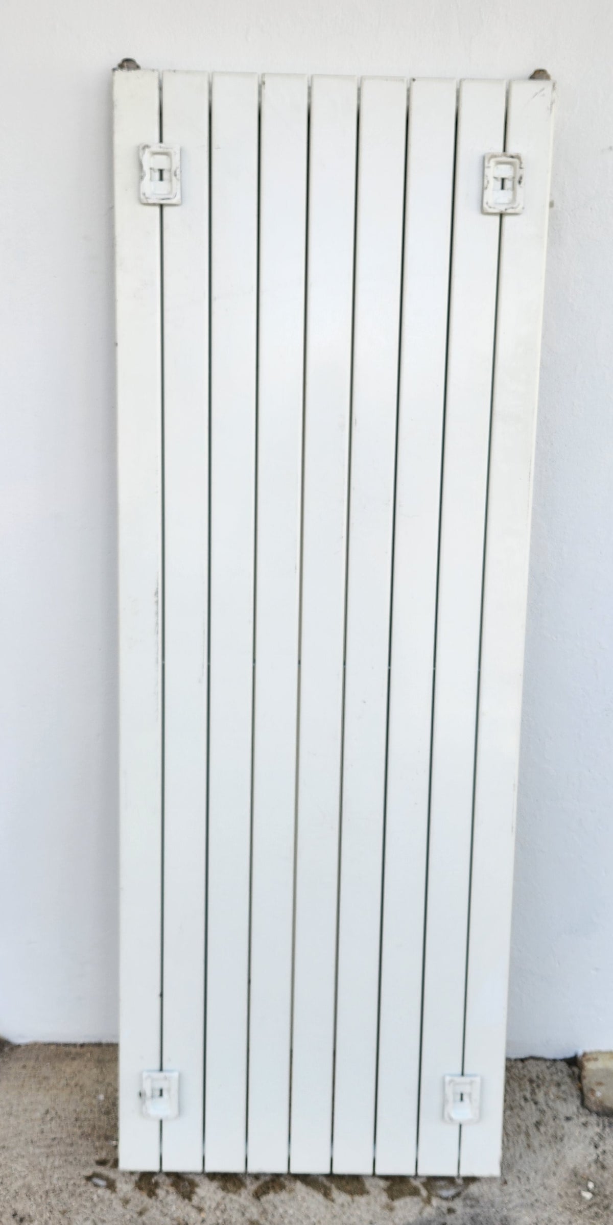 Radiateur design vertical à lames plates – eau chaude – environ 180 x 60 cm – Bon état