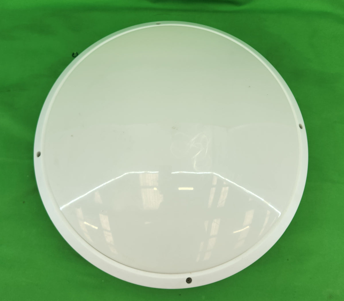 Grand plafonnier rond LED – diffuseur opale – blanc – plafond ou mur – Bon état
