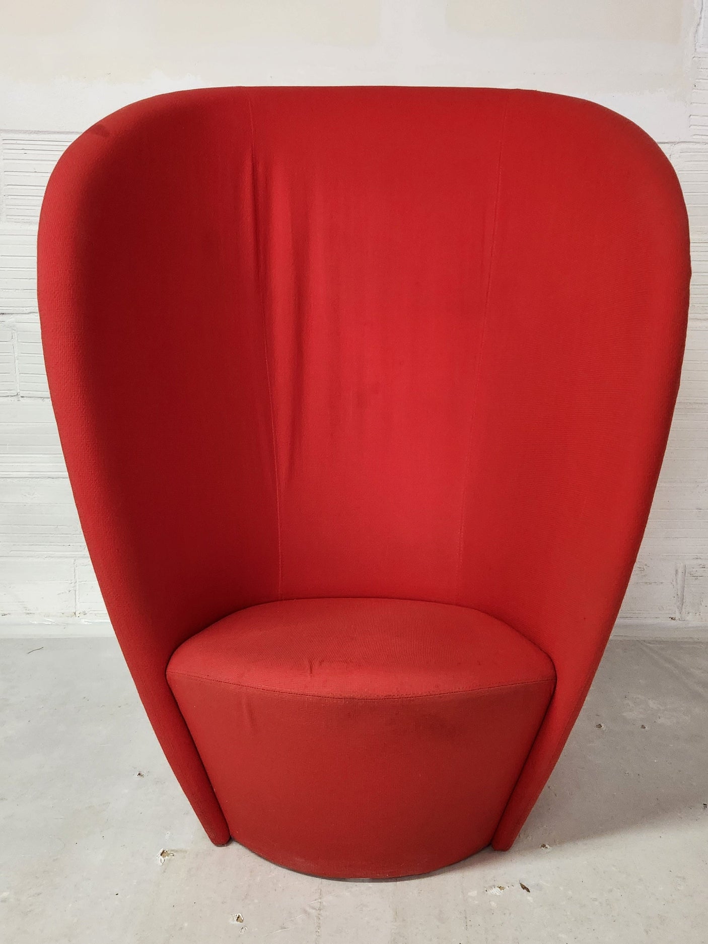 Fauteuils design rouge – Style contemporain / lounge – 134 cm - Très bon état