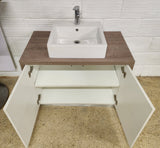 Meuble vasque 97 cm – 2 portes blanches + plan bois – vasque céramique à poser + mitigeur – Bon état