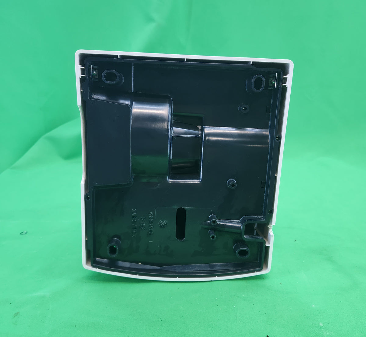 Sèche-mains automatique à air chaud 2 300 W – JVD Austral – capot blanc, fabrication française – Bon état