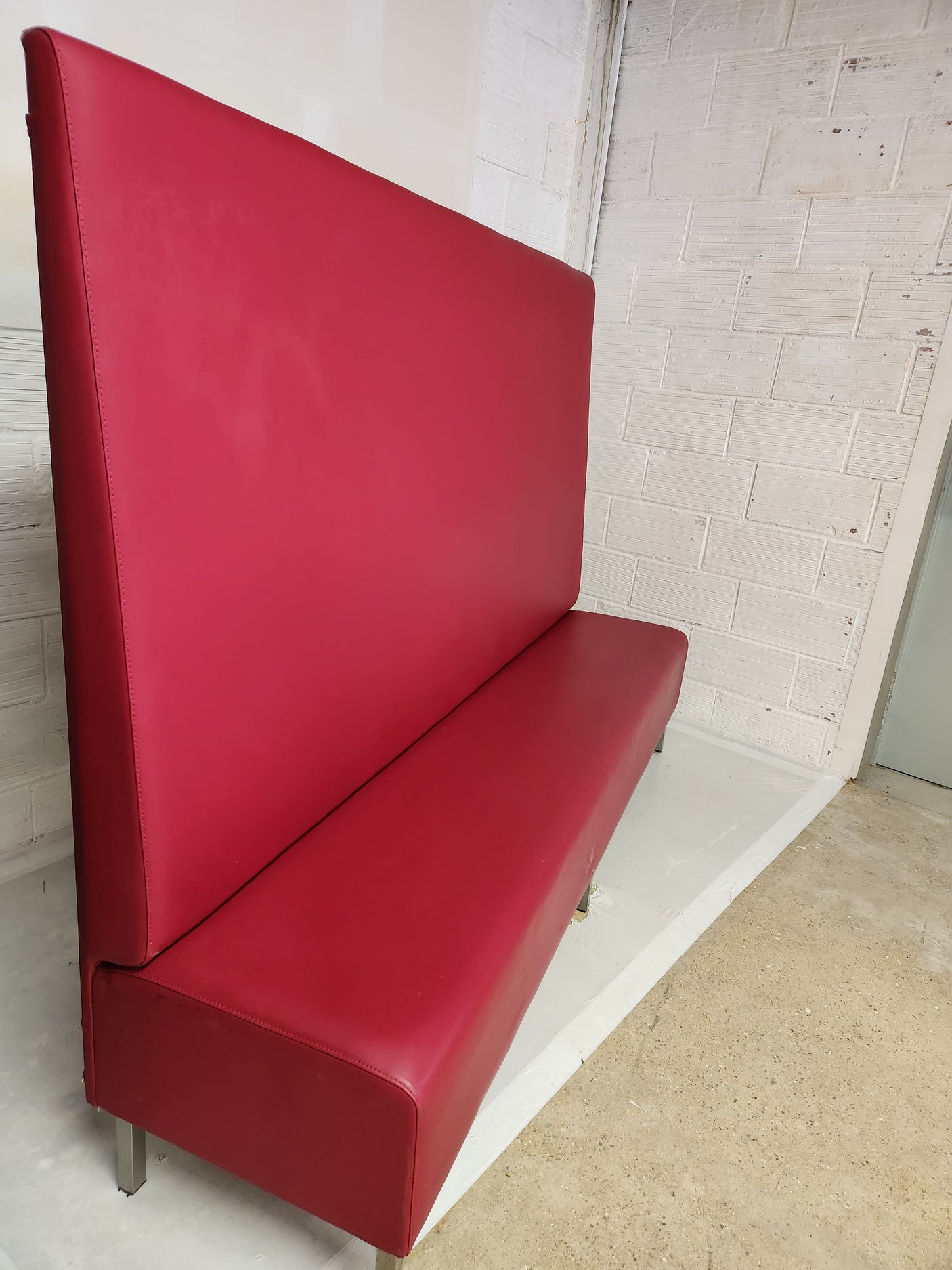 Banquette professionnelle rouge 3 places – restaurant / accueil / bureau