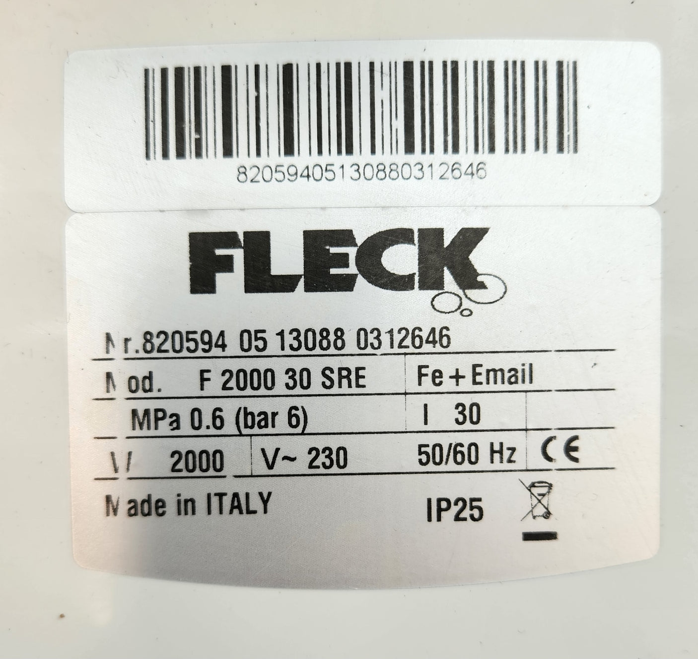 Chauffe-eau électrique 30L Fleck – sous évier – bon état