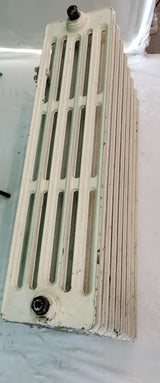 Radiateur fonte ancien à colonnes – 87 cm – 8 éléments – peinture crème – Bon état