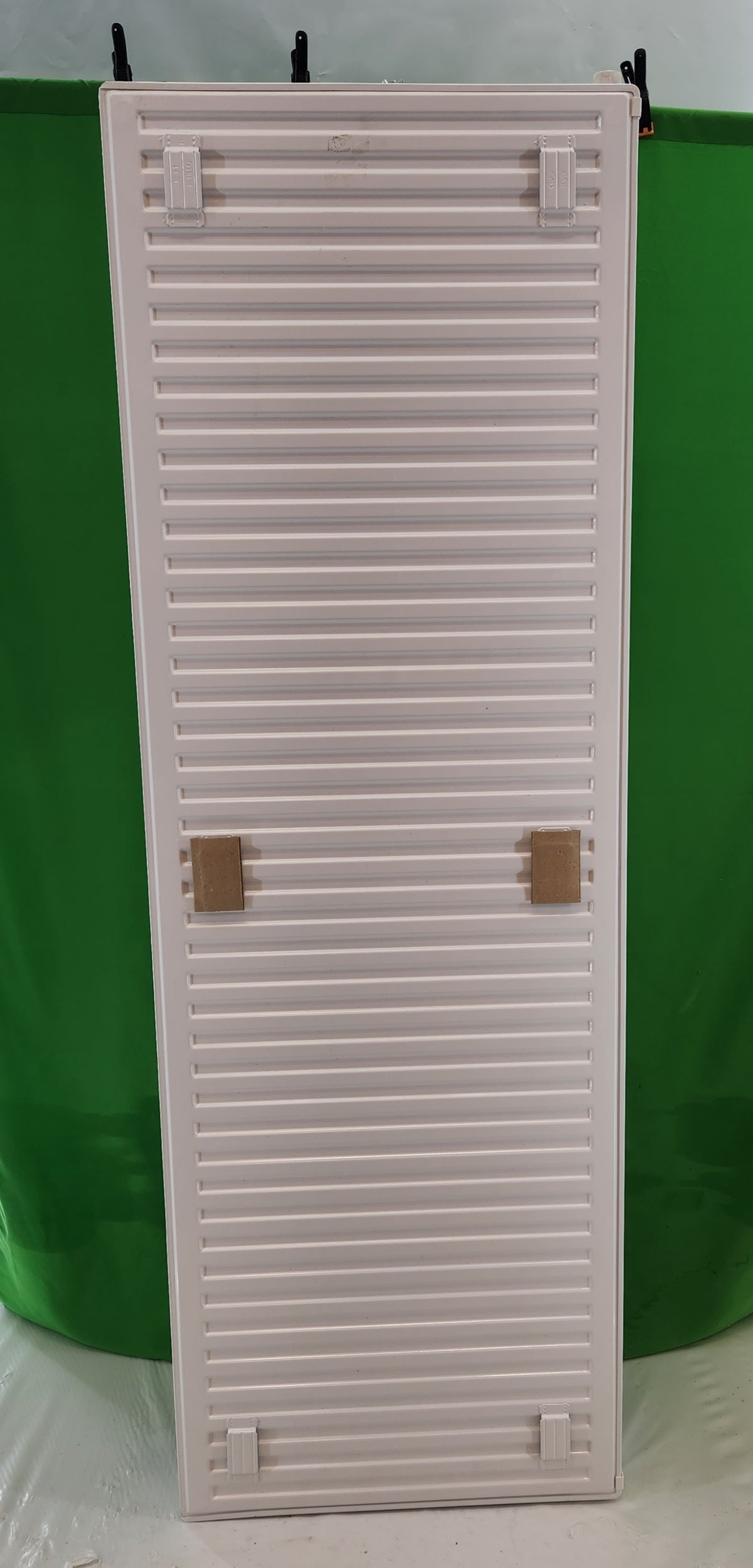 Radiateur eau chaude acier type 33 – 160 x 60 cm – env. 4 000 W – Neuf