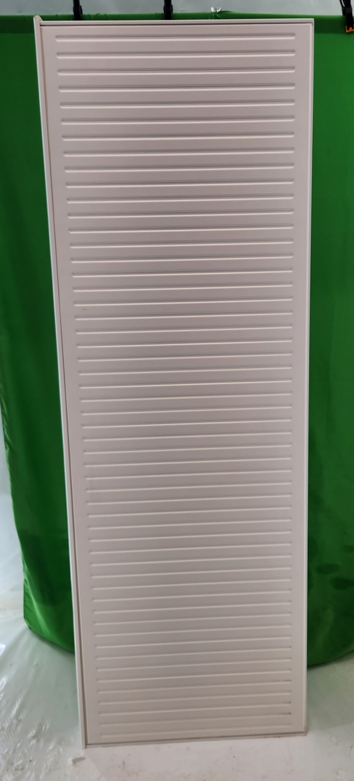 Radiateur eau chaude acier type 22 – 180 x 60 cm – env. 3 000 W – Neuf