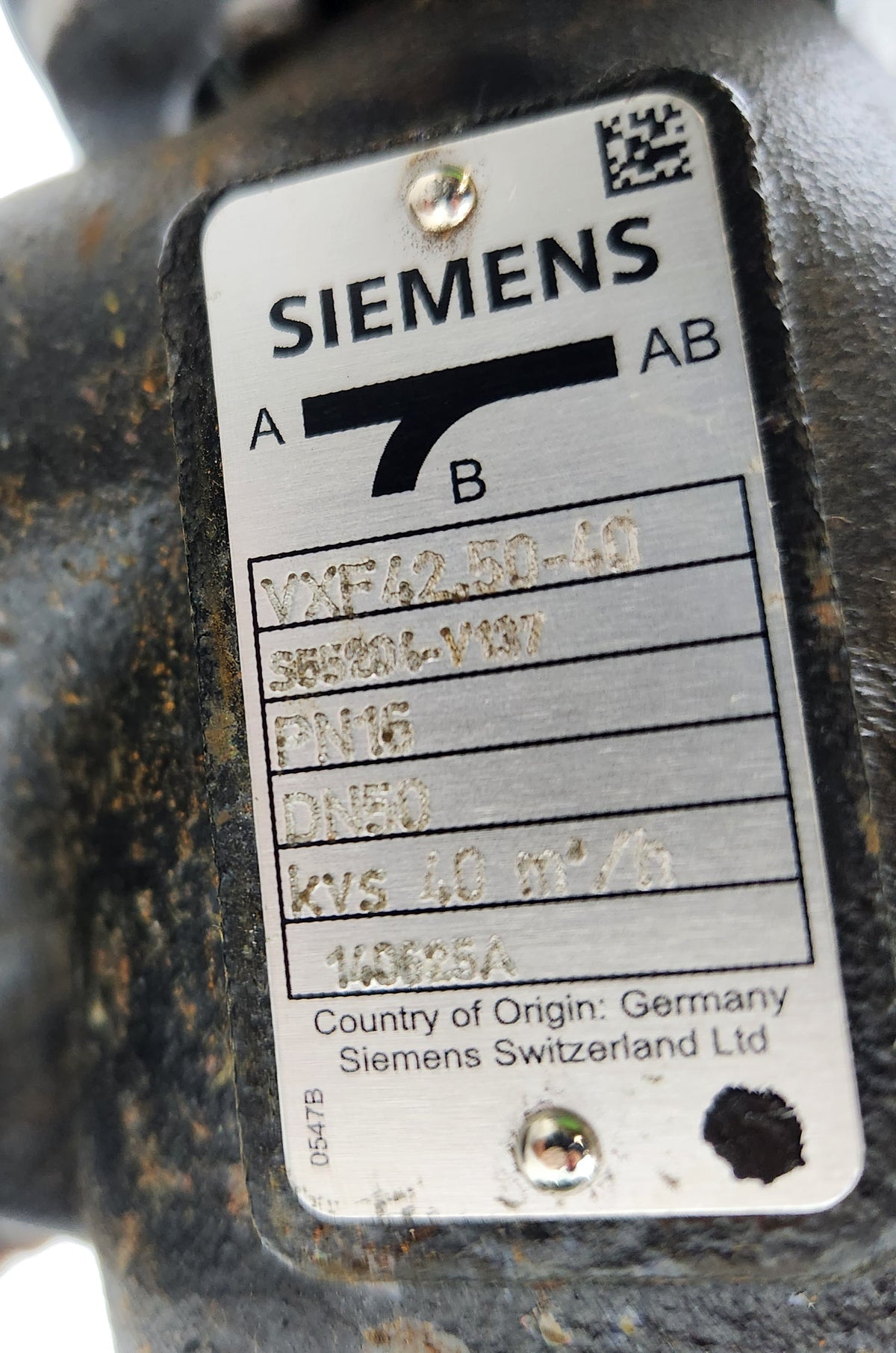 Pompe double Wilo DPL 50/160-0,55/4 (2022) + vanne 3 voies Siemens DN50 avec servomoteur SAX61 – Très bon état