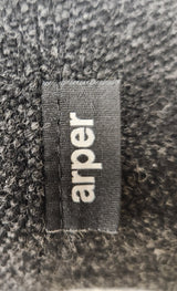 Pouf / tabouret bas Arper - tissu chiné gris anthracite - roulettes - Très bon état