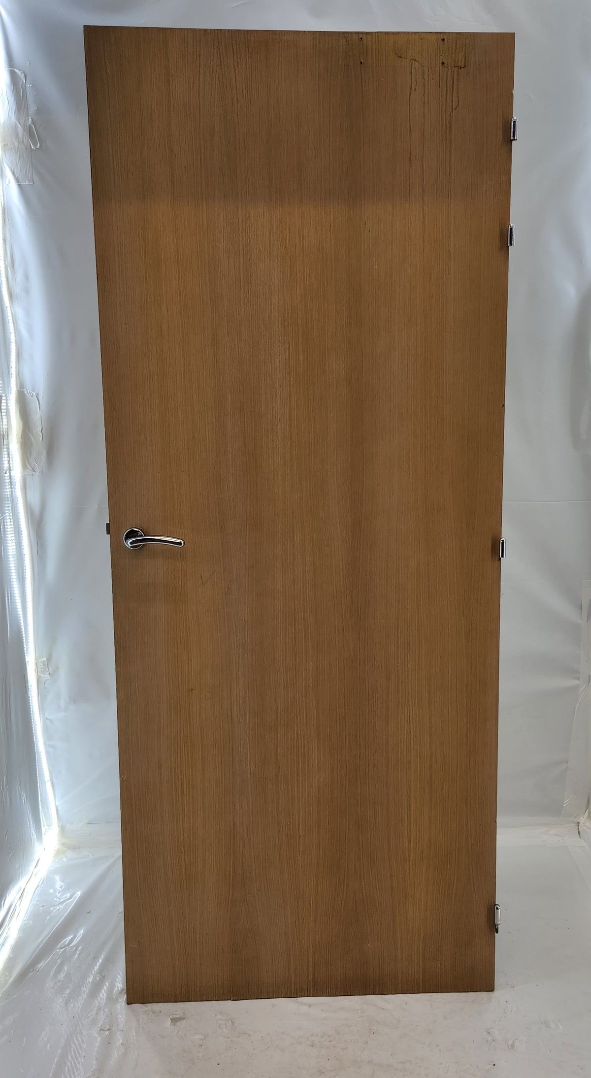 Bloc-porte plaqué chêne 83 x 204 cm avec huisserie et poignée – Bon état