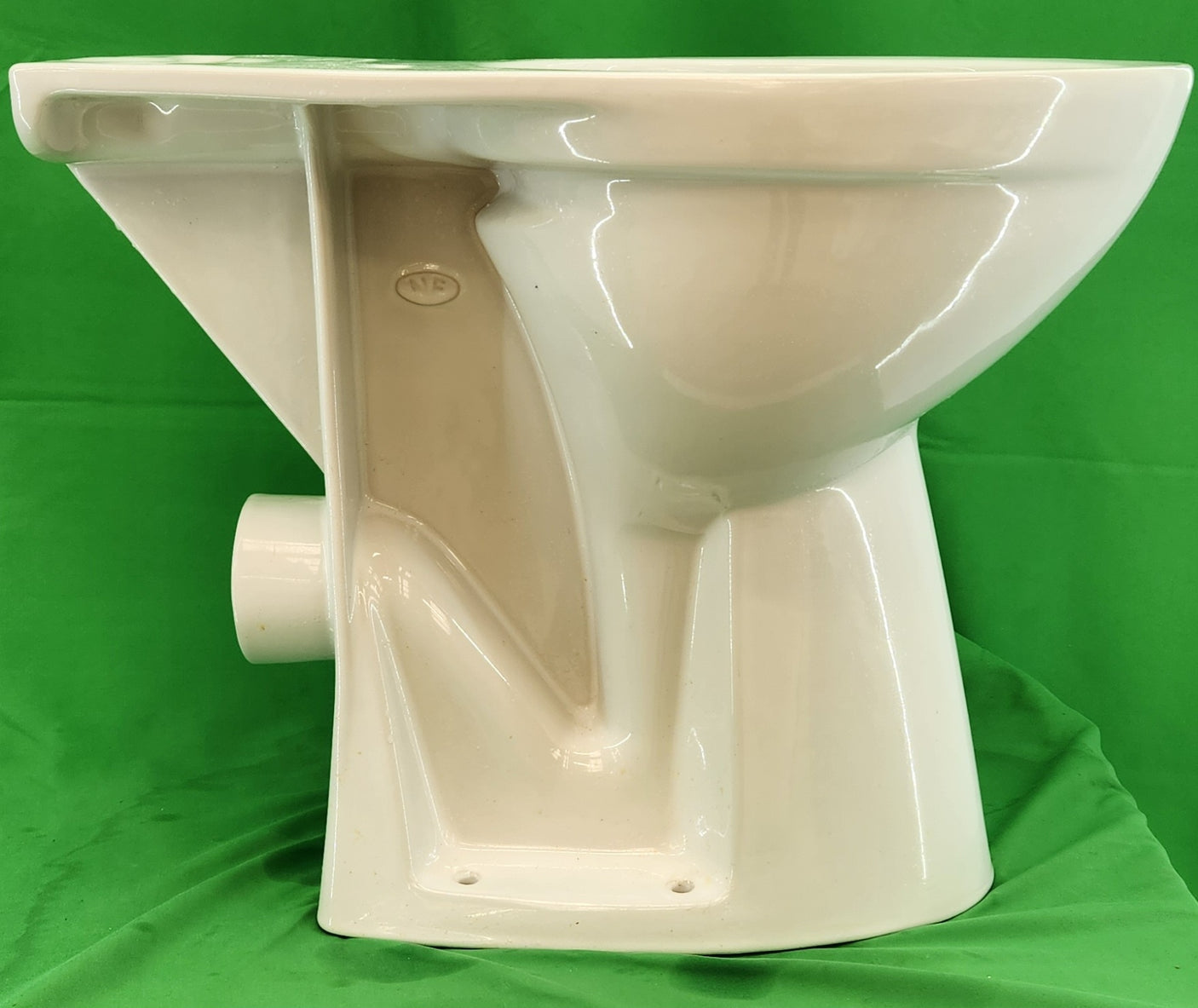 WC à poser sortie horizontale – Céramique blanche – NF – Bon état