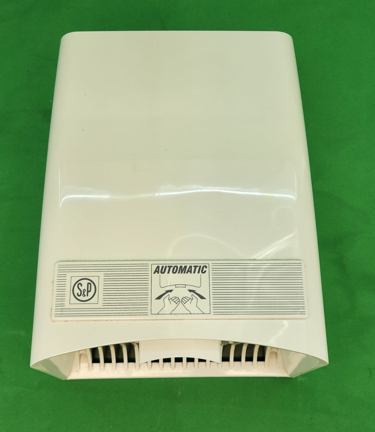 Sèche-mains automatique à détection infrarouge 1 750 W – S&P SL-2002 Automatic – capot blanc – Bon état