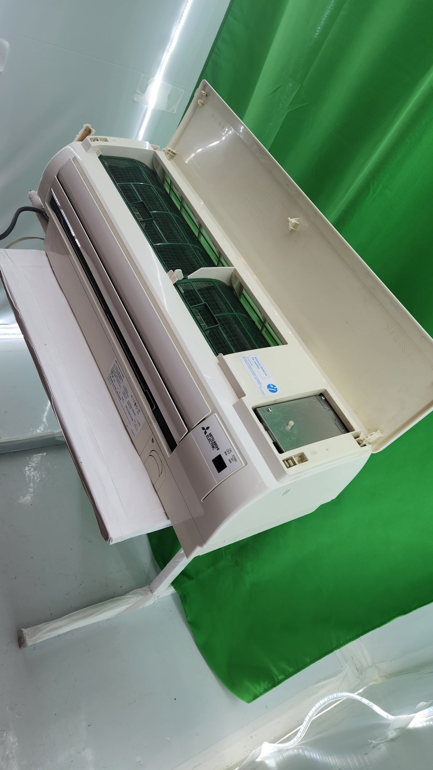Climatisation Mitsubishi Electric Mr Slim inverter 3,5 kW (PUHZ-ZRP35VKA + PKA-RP35HAL)