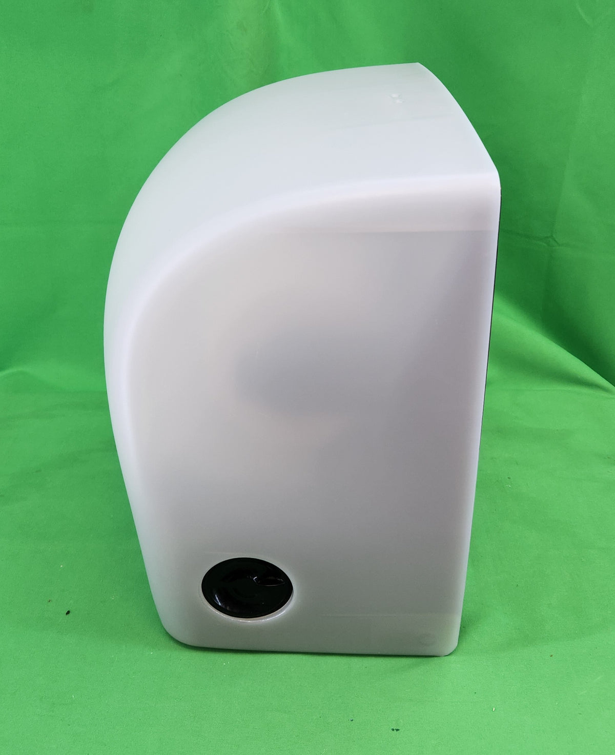 Distributeur essuie-mains en rouleau Tech Line – grande capacité – capot translucide – Bon état