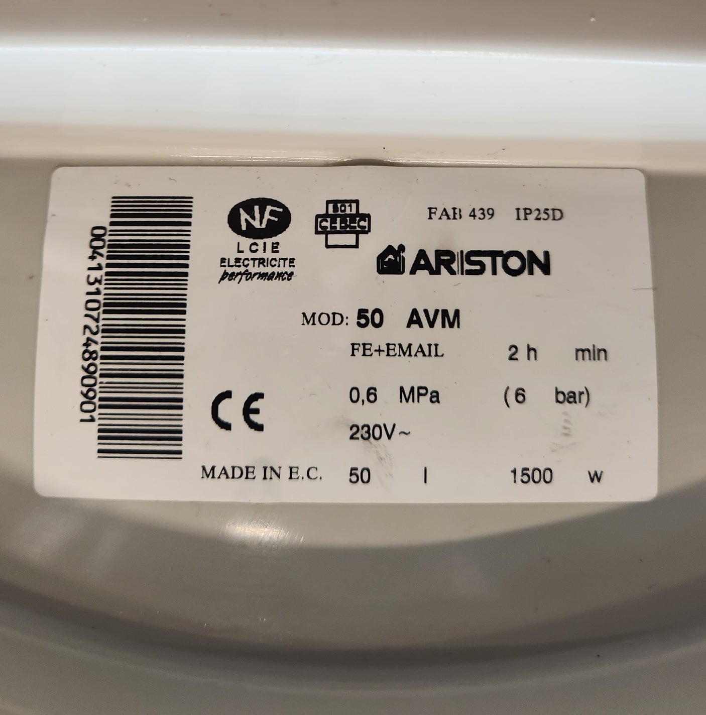 Chauffe-eau électrique Ariston 50L – bon état