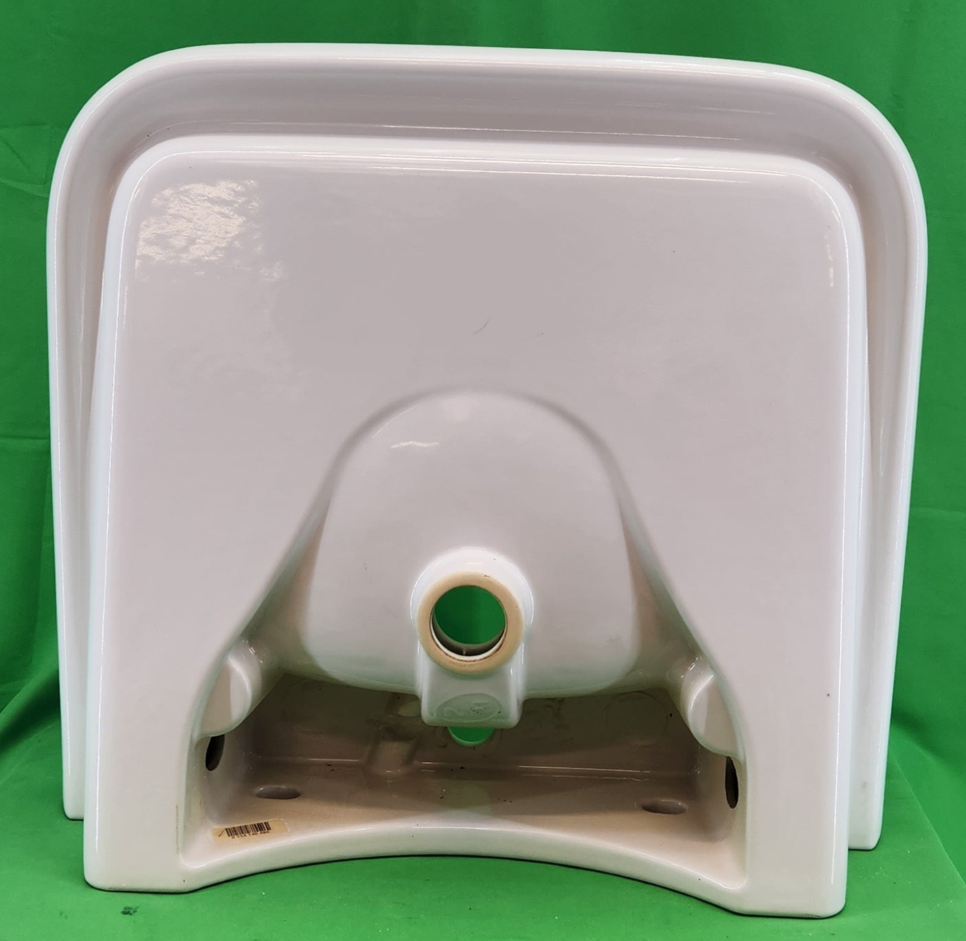 Lavabo suspendu carré – Bon état