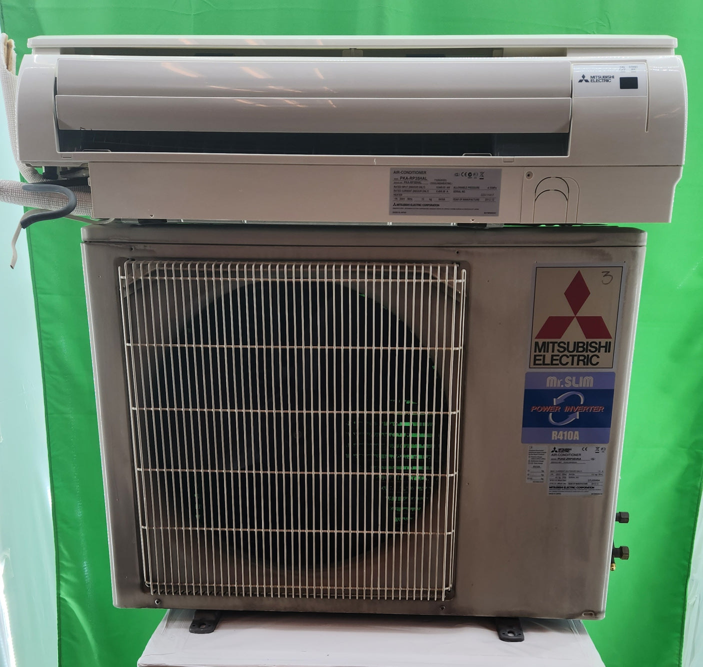 Climatisation Mitsubishi Electric Mr Slim inverter 3,5 kW (PUHZ-ZRP35VKA + PKA-RP35HAL)