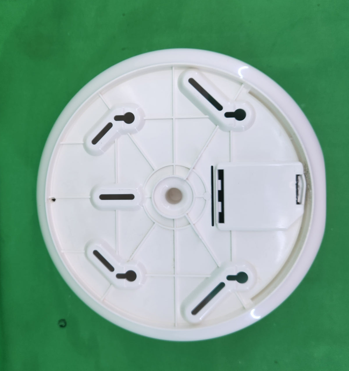 Distributeur papier toilette Tork SmartOne – dévidage central feuille à feuille – blanc – Bon état