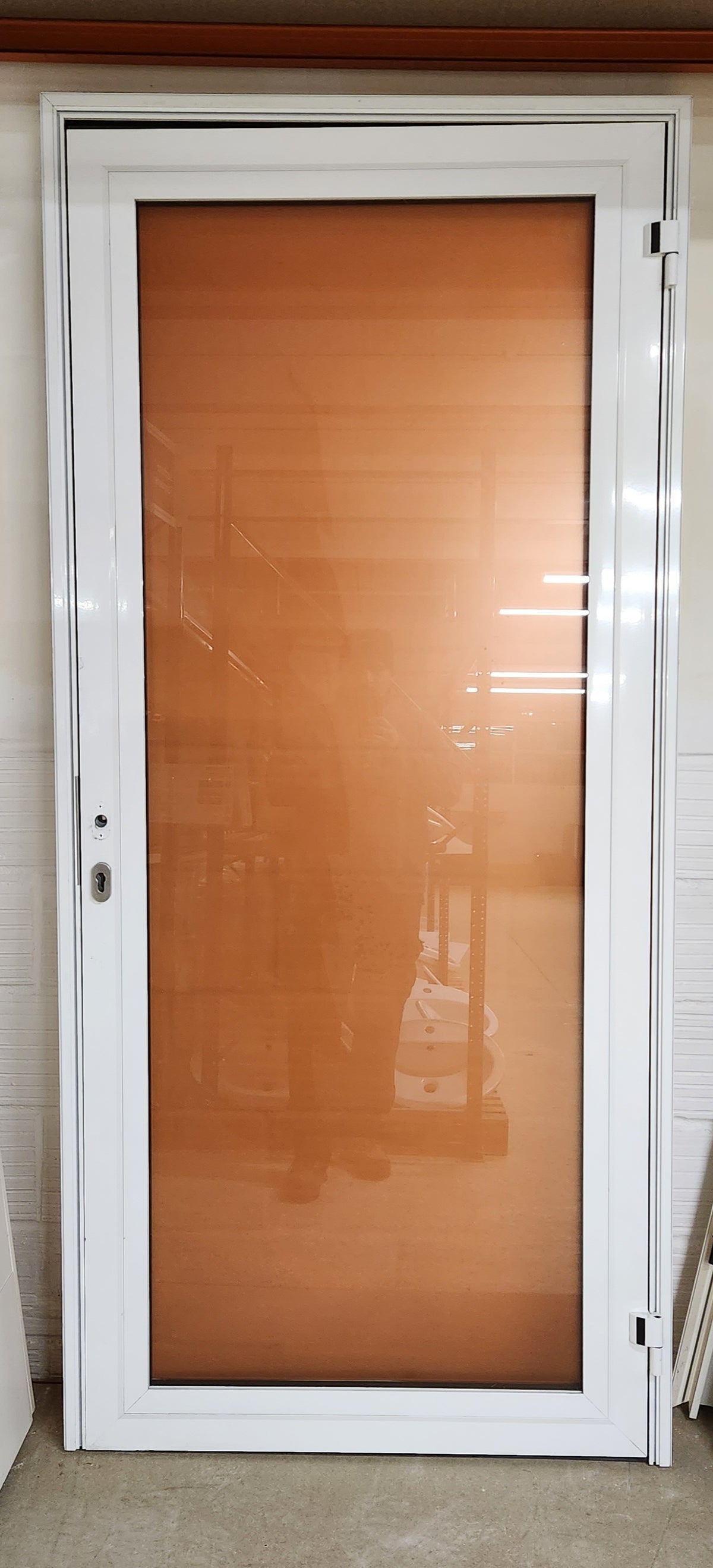 Bloc-porte aluminium blanc vitré 93 x 214,5 cm – huisserie alu, serrure à cylindre – Bon état